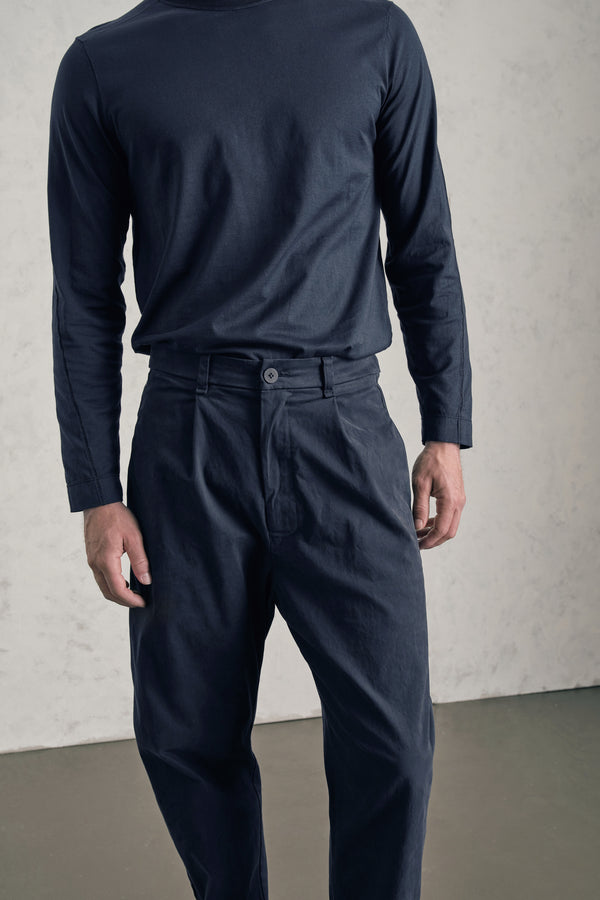 Chino im Loose Fit aus gebürsteter Stretch-Baumwolle mit vorderseitigen, kleinen Bundfalten | 1019.CFUTREC120.U05
