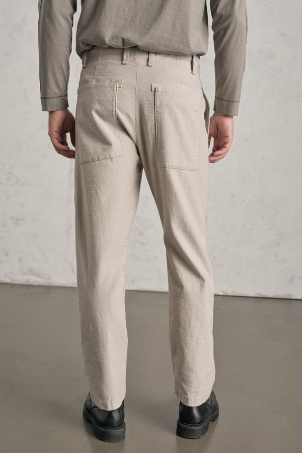 Pantalon de jogging loose en drill de coton flammé | 1019.CFUTRED130.U02