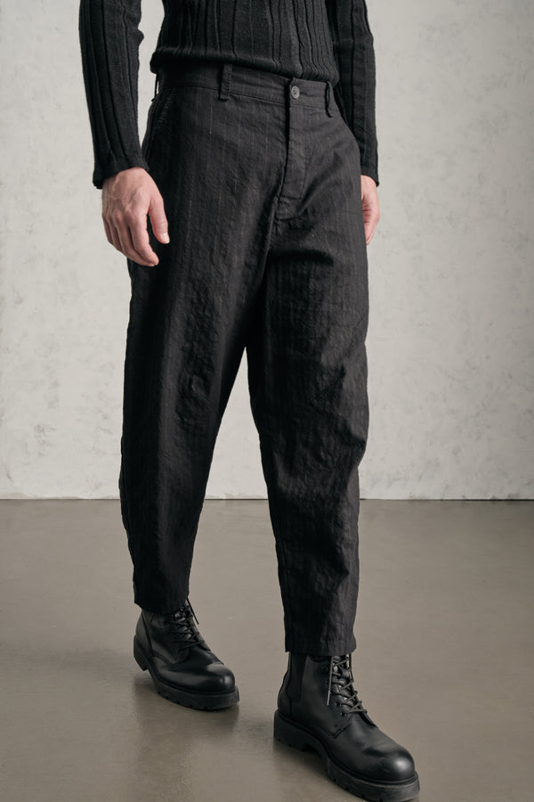 Pantalon tobi loose en tissu rayé et chiné de coton mélangé avec détails faits main | 1019.CFUTREI181.U310