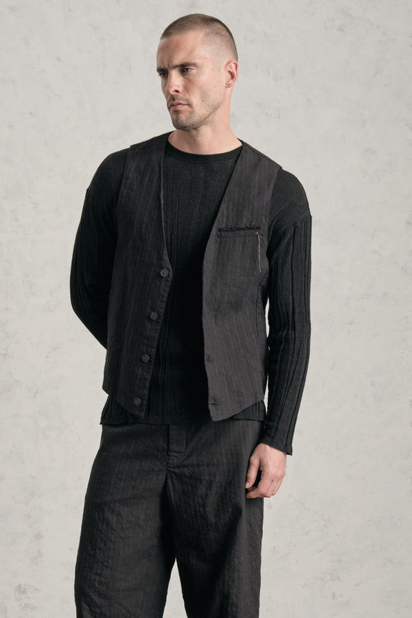 Gilet regular-fit in gessato di misto cotone impreziosita da ricami a mano | 1019.CFUTREI183.U310