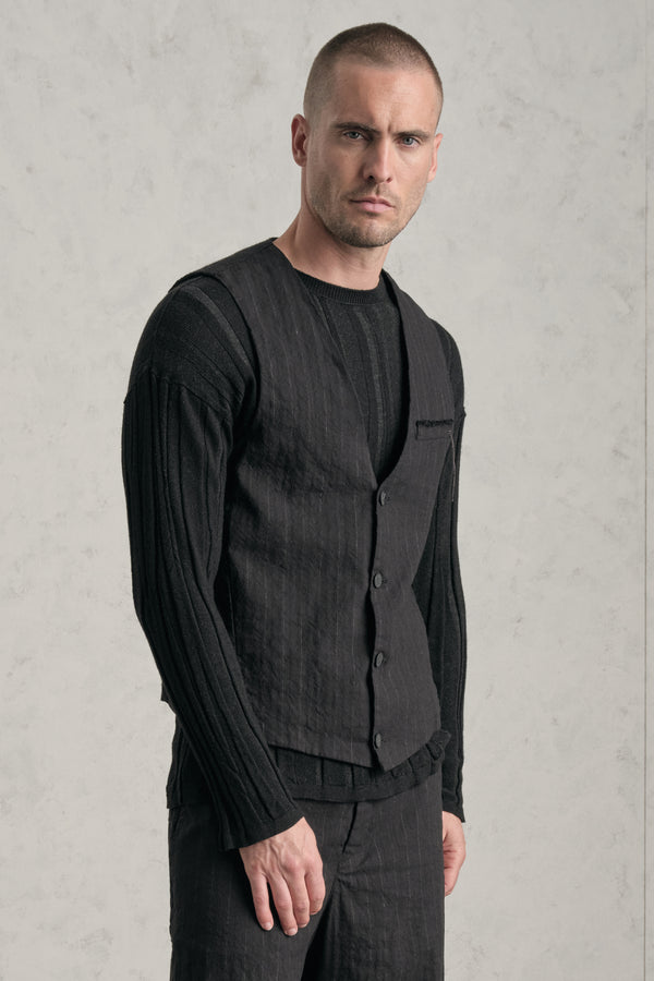 Gilet regular-fit in gessato di misto cotone impreziosita da ricami a mano | 1019.CFUTREI183.U310
