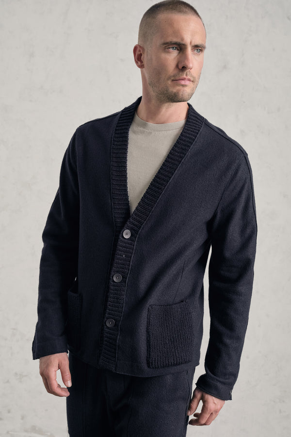 Cardigan regular-fit in lana cotta con inserti in costa di maglia | 1019.CFUTREK203.U05