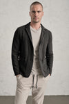 Giacca regular-fit in double face di lana e viscosa con disegno spinato e profili a taglio vivo | 1019.CFUTREM220.U306