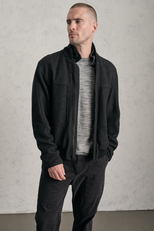 Giubbino reversibile regular-fit in nylon water repellent fuori e spinato di lana e viscosa dentro | 1019.CFUTREN230WR.U10