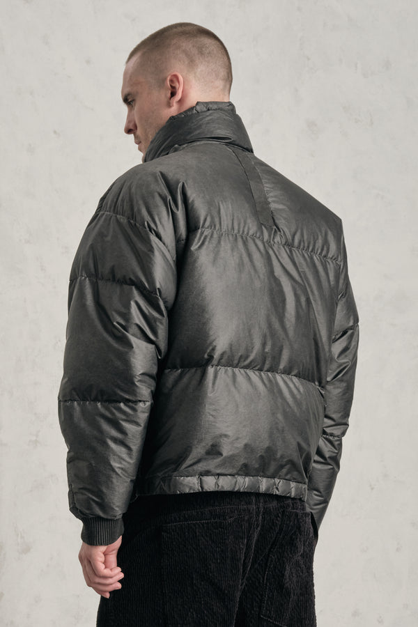 Oversize-Jacke aus Gänsedaunen aus Nylon in Crinkle-Optik außen und innen kaltgefärbt | 1019.CFUTREN233E.U210