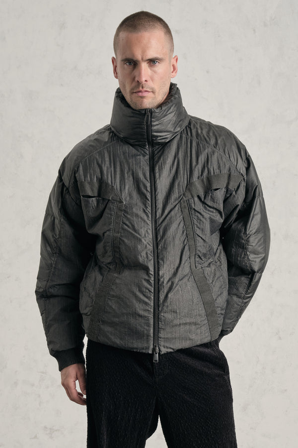 Oversize-Jacke aus Gänsedaunen aus Nylon in Crinkle-Optik außen und innen kaltgefärbt | 1019.CFUTREN233E.U210