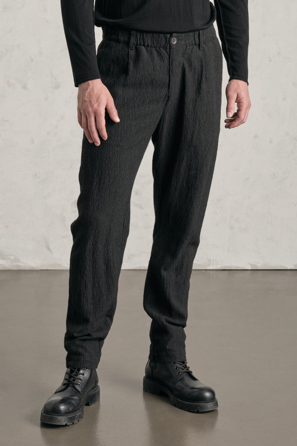Chino regular-fit in seersucker di misto viscosa con cintura confort con elastico | 1019.CFUTREV312.U12