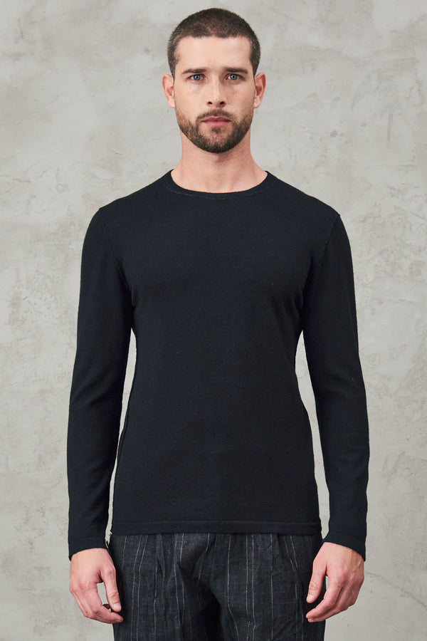 Viscose and wool regular fit knit with vaniset processing,contrasting detail on the back | 1010.CFUTRV13480.U312