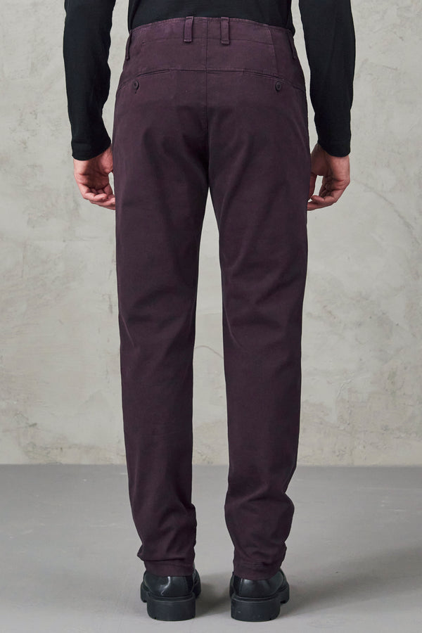 Pantalon chino coupe droite en coton extensible | 1010.CFUTRVA100.U07