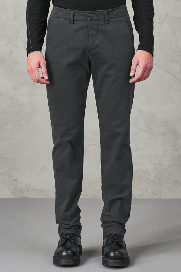 Pantalone chinos regular fit in cotone stretch | 1010.CFUTRVA100.U12