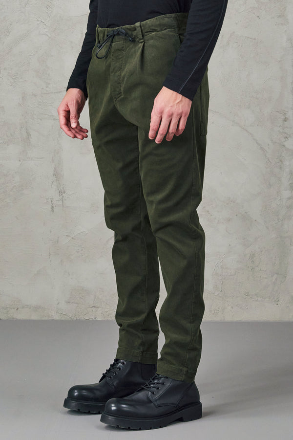 Tencel and modal stretch jogging pant loose-fit. elastic waistband with drawstring | 1010.CFUTRVB110.U04