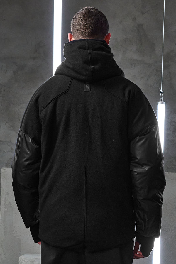 Reversible oversize jacket.outer water-repellent cotton and inner boiled wool.padded with duck down | 1010.CFUTRVO245.U10
