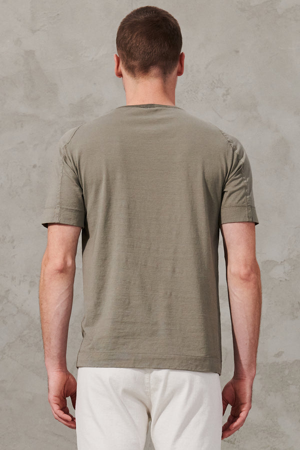Roundneck regular-fit t-shirt in cotton jersey. knitted neck edge | 1011.CFUTRW1360.U13