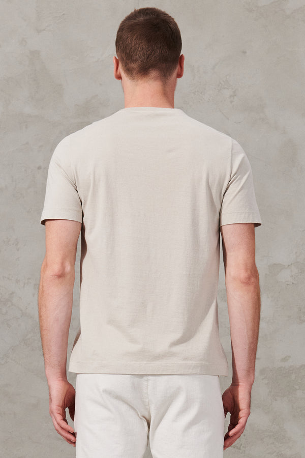 T-shirt im regular fit mit rundhals aus baumwolljersey | 1011.CFUTRW1362.U02
