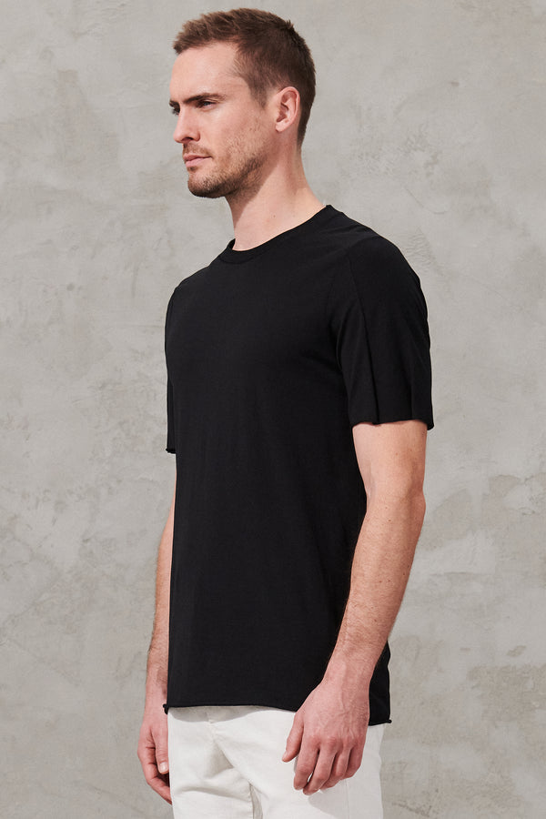 Roundneck long-fit t-shirt in cotton jersey with knit insert | 1011.CFUTRW1364.U10