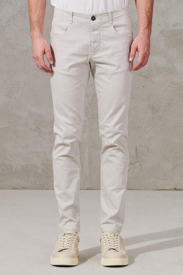 Pantalon 5 poches coupe slim en de coton extensible | 1011.CFUTRWA102.U01