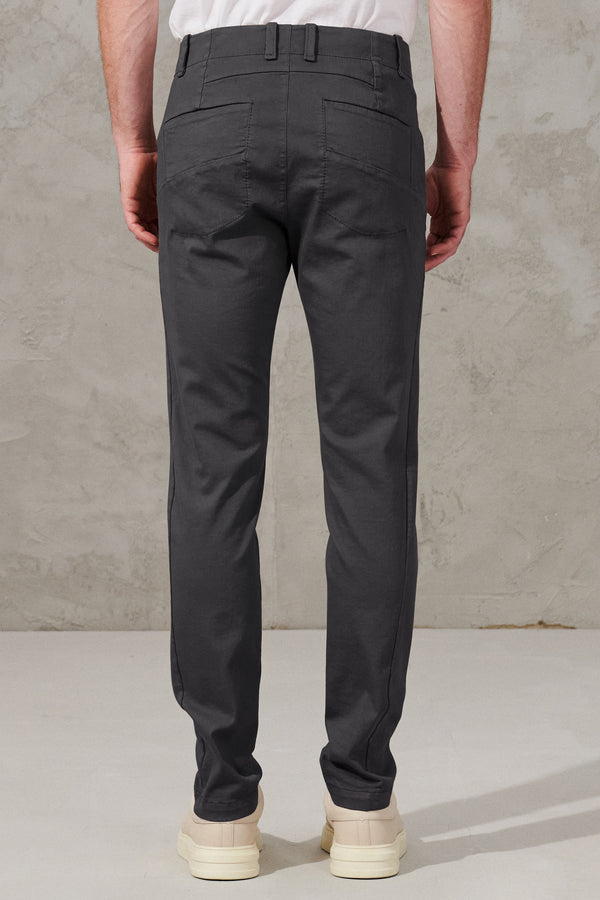 Hose im five-pocket-stil im slim fit aus stretch-baumwolle | 1011.CFUTRWA102.U12