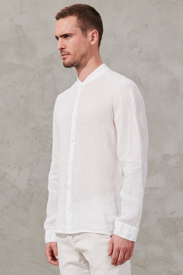 Regular-fit mao neck linen shirt with linen knit inserts. | 1011.CFUTRWV312.U00
