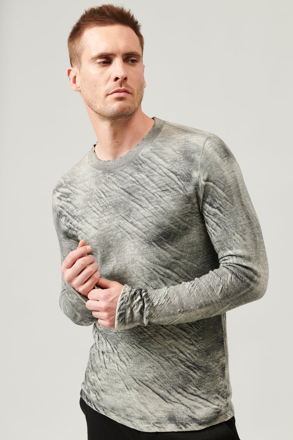 Pullover mit spray-design im regular fit aus schurwolle, gaufriert, mit kontrastierendem farbdetail | 1013.CFUTRY19541H.U301
