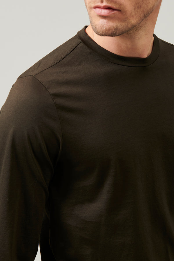 Langarm-t-shirt mit normaler passform aus supima-baumwoll-jersey | 1013.CFUTRY2371.U06