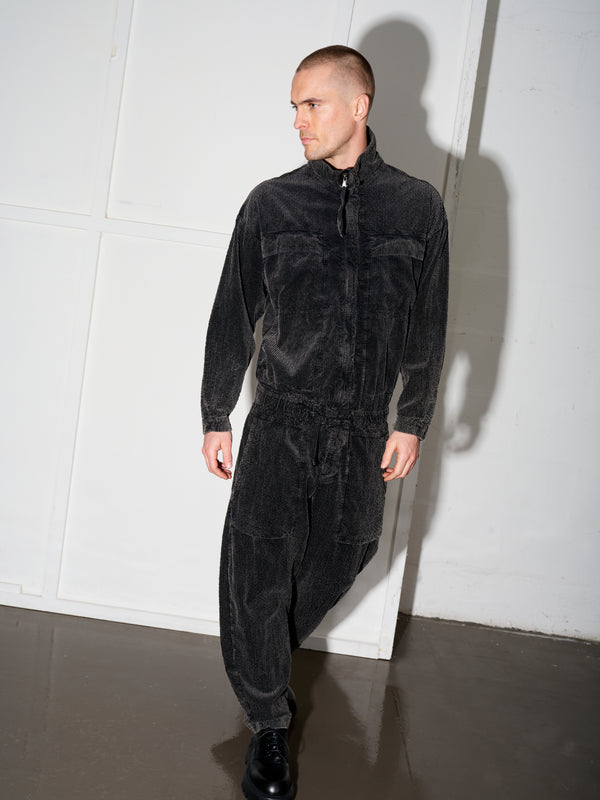 Faded oversized overalls with an ergonomic cut in wide-ribbed cotton and modal stretch corduroy | 1019.CFUTREE144S.U310