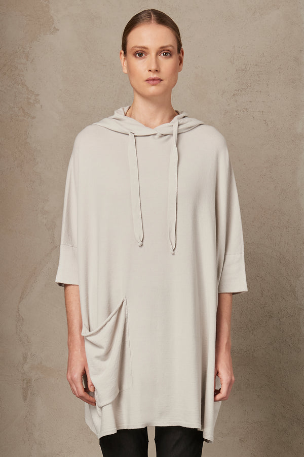 Oversized hooded jumper in viscose and wool knit | 1007.CFDTRS11463.01