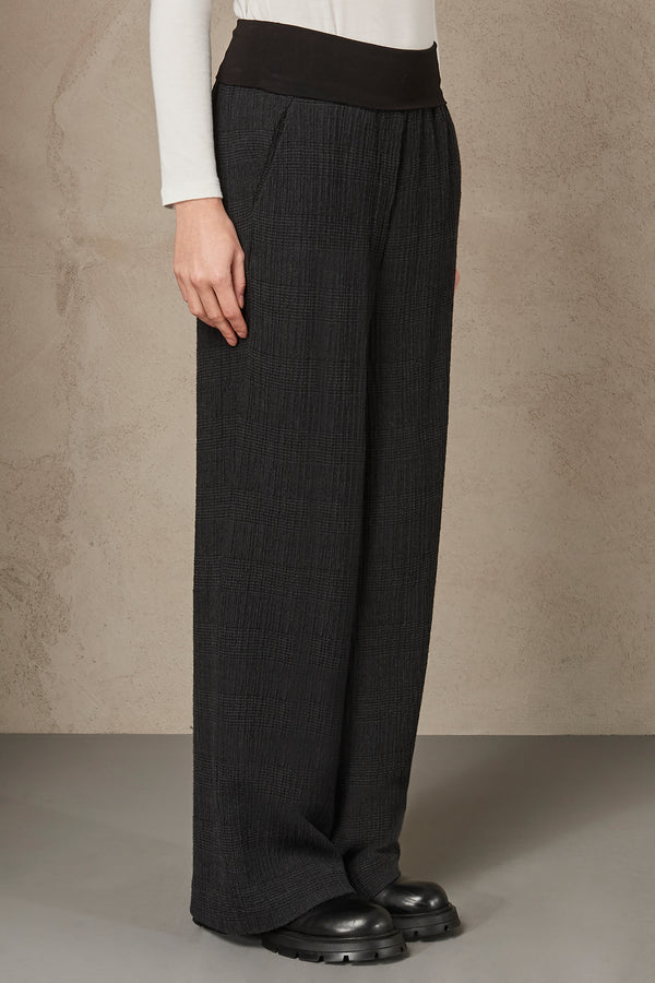 Viscose and wool checked palazzo trousers with embossed effect | 1007.CFDTRSA102.13