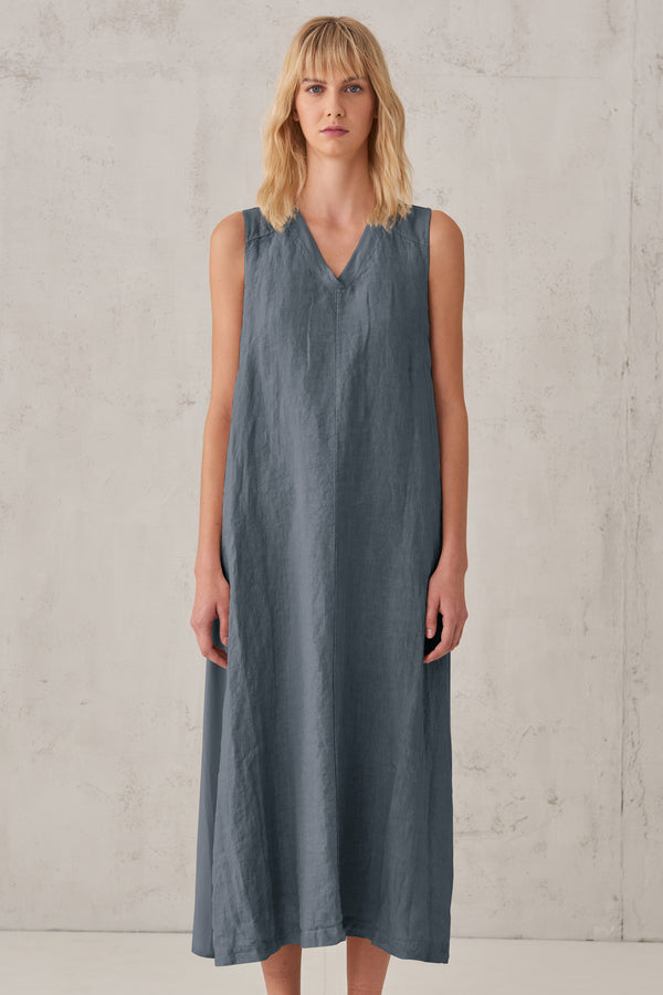 Long linen dress with pockets and viscose georgette inserts | 1008.CFDTRTD135.15