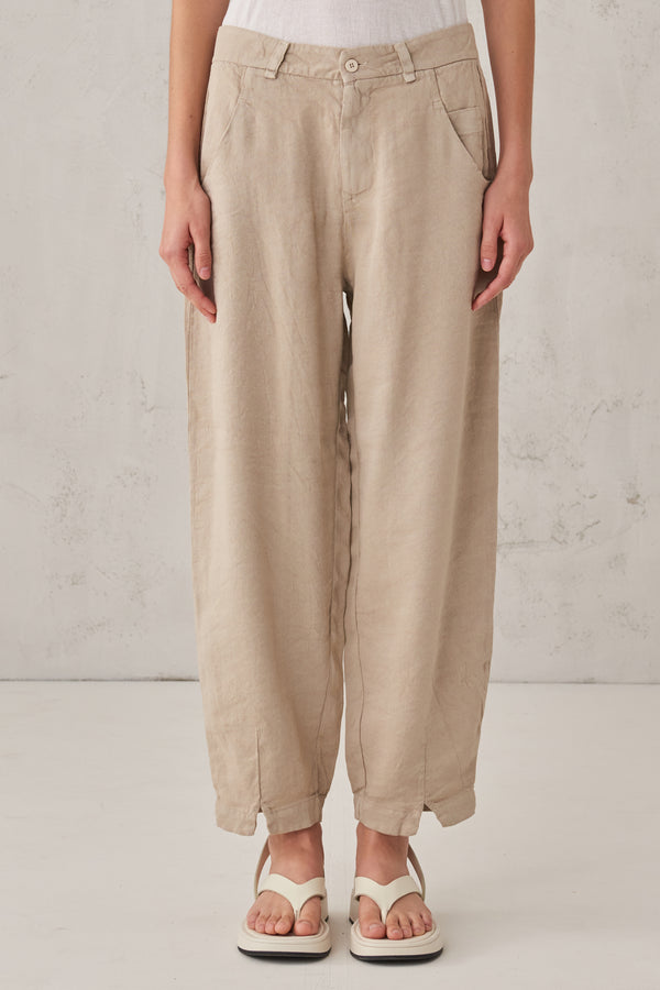 Pantalone comfort fit in lino e viscosa stretch. | 1008.CFDTRTF154.21