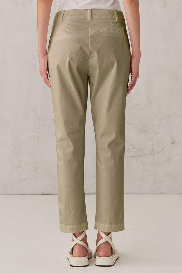 Pantalone basico in cotone stretch. | 1008.CFDTRTO243.34