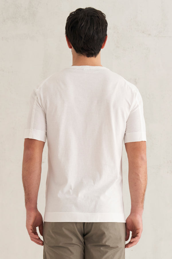 Roundneck regular-fit t-shirt in cotton jersey. collar edge in cotton and linen knit. | 1008.CFUTRT1360.U00