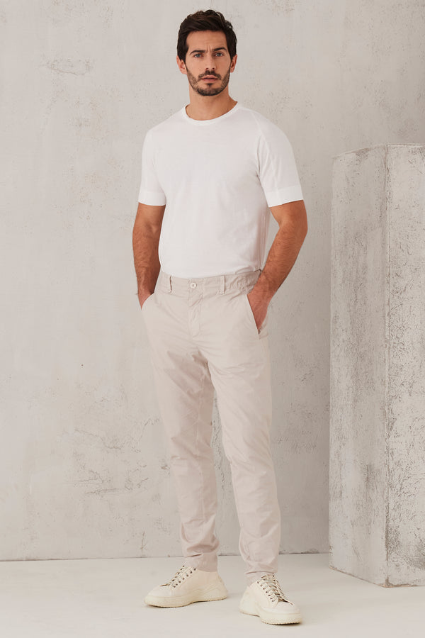 Light cotton chino trousers with elastic waistband | 1008.CFUTRTB110.U01