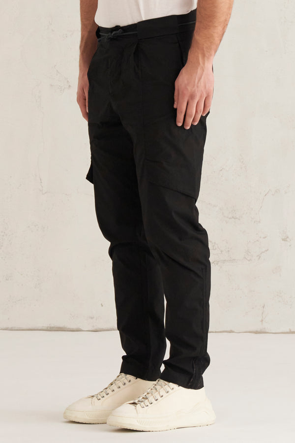 Pantalone cargo in tela di cotone con coulisse in corda cerata | 1008.CFUTRTB111.U10
