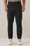 Cropped trousers in stretch cotton satin with semi-elastic belt. | 1008.CFUTRTE140.U10