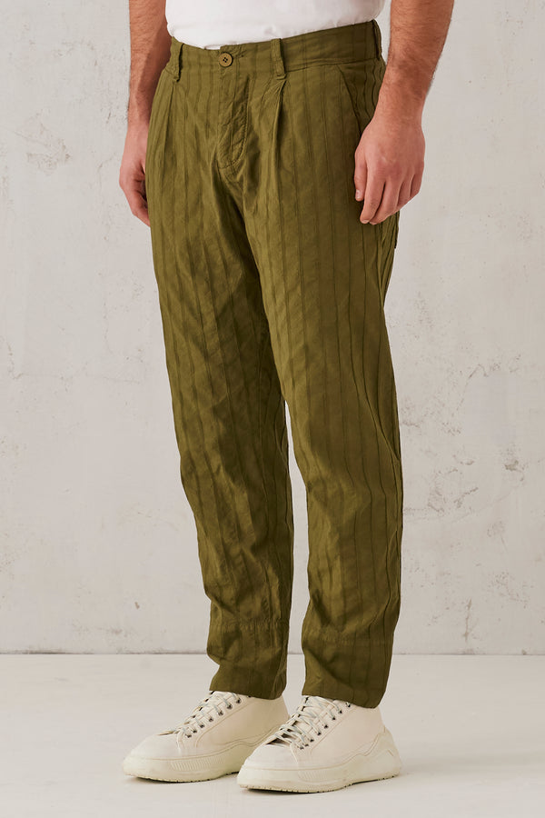 Pantalone loose-fit in tela di cotone goffrato a righe | 1008.CFUTRTI180.U04