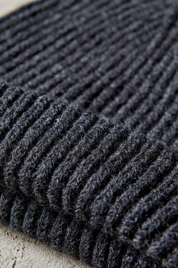 Bonnet en maille de laine vierge cablé, point côtes | 1007.HATUTRS17525.U212
